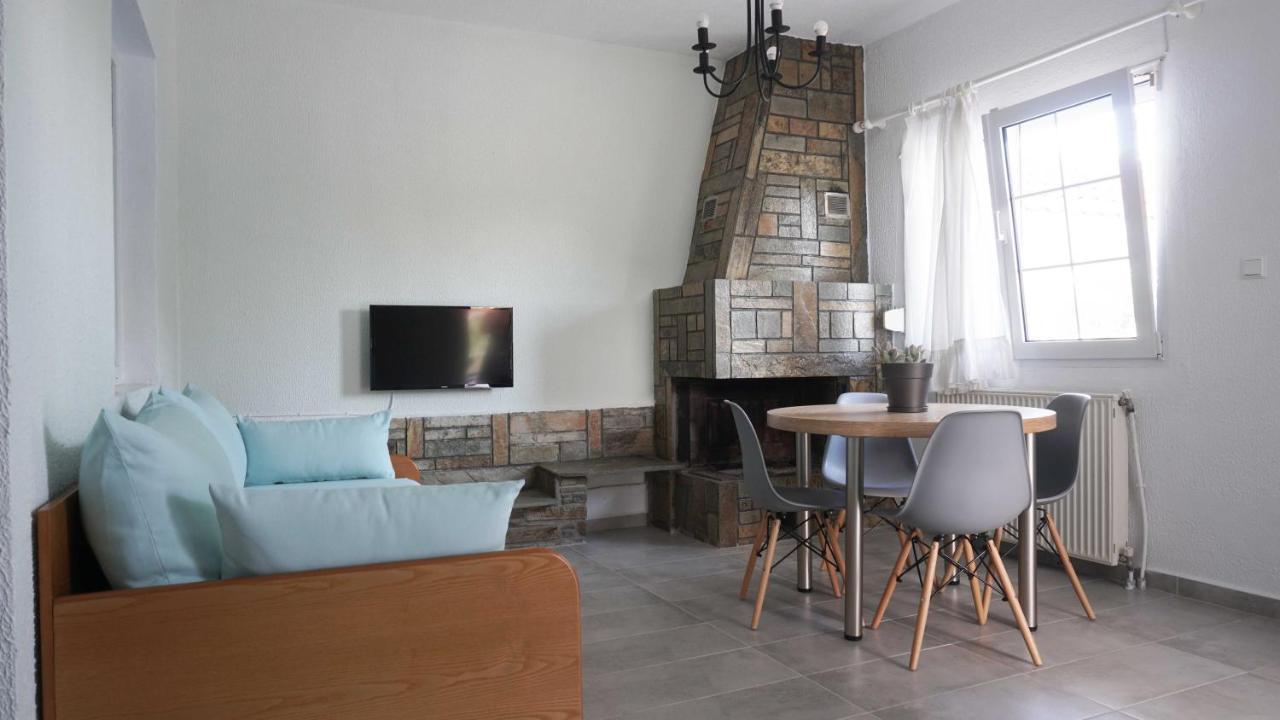 Villa Karras Vrasná Extérieur photo