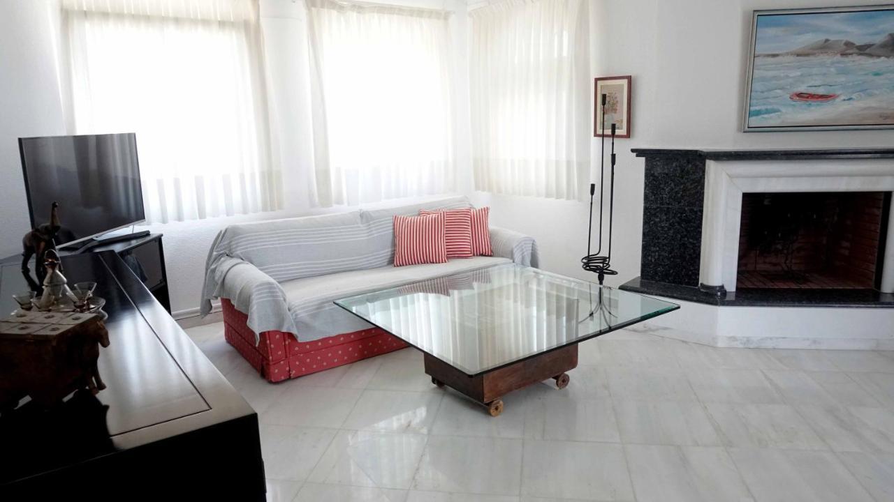 Villa Karras Vrasná Extérieur photo